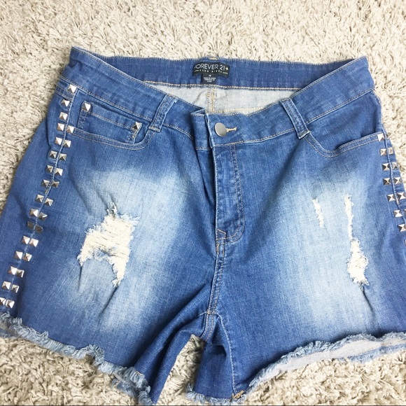Forever 21 Pants - SZ 16 Forever 21 Distressed Plus Size Shorts